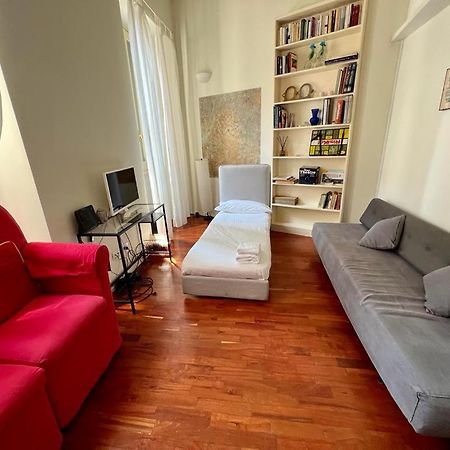 Ticinese 38 - Incantevole Appartamento Nel Centro Milão Exterior foto