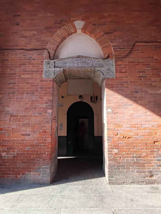 Ticinese 38 - Incantevole Appartamento Nel Centro Milão Exterior foto